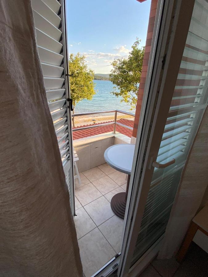 Blue Wave Apartments Turanj Eksteriør bilde